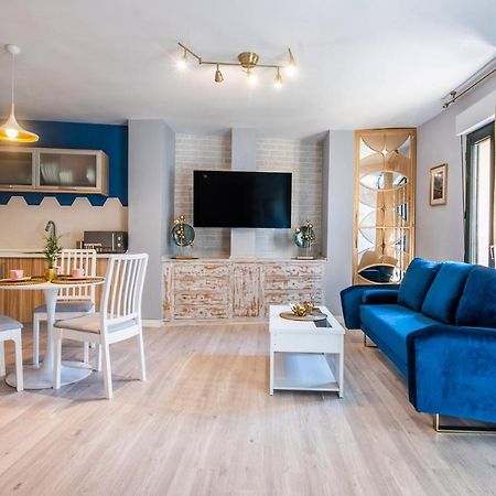 Tuguest Alhacaba Apartment - Free Parking Granada Buitenkant foto