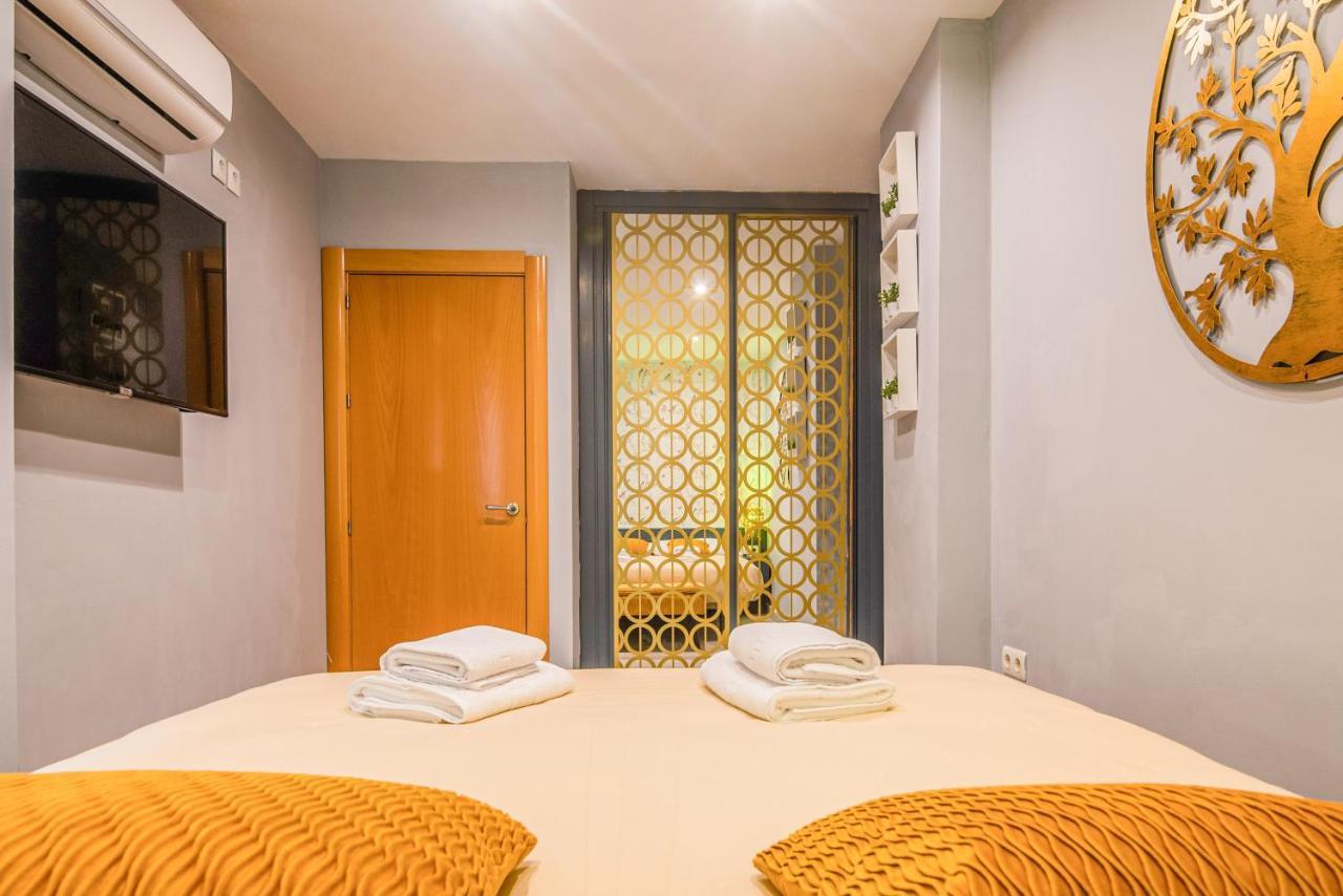 Tuguest Alhacaba Apartment - Free Parking Granada Buitenkant foto