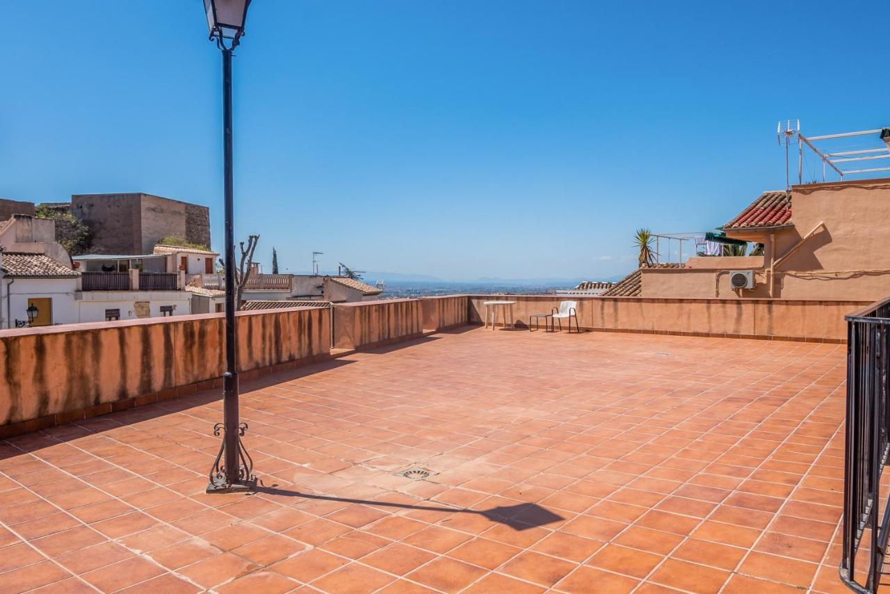 Tuguest Alhacaba Apartment - Free Parking Granada Buitenkant foto