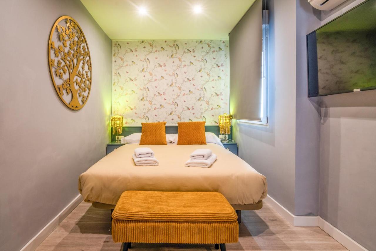Tuguest Alhacaba Apartment - Free Parking Granada Buitenkant foto